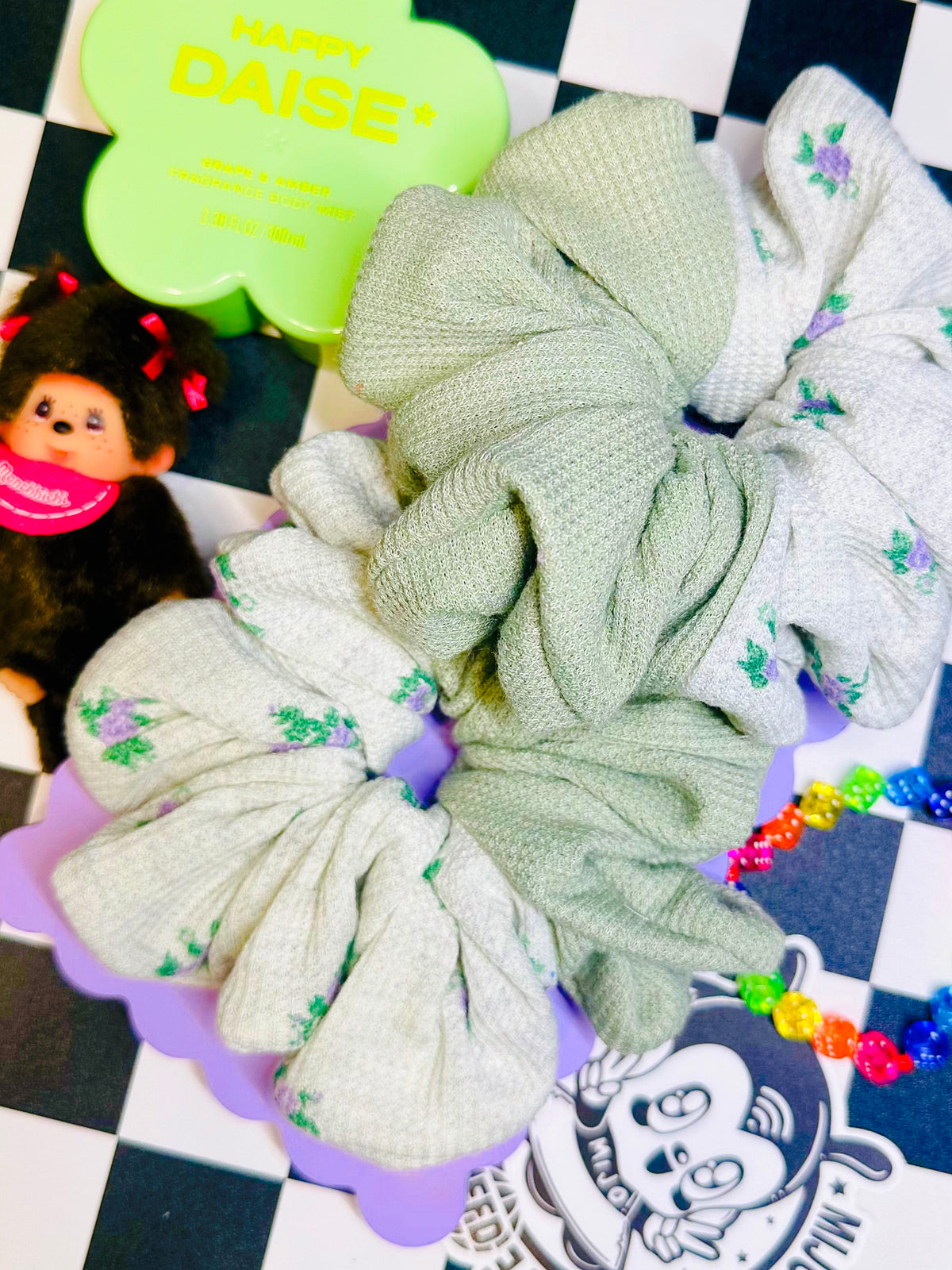 Dainty Flowers • Allure Scrunchies